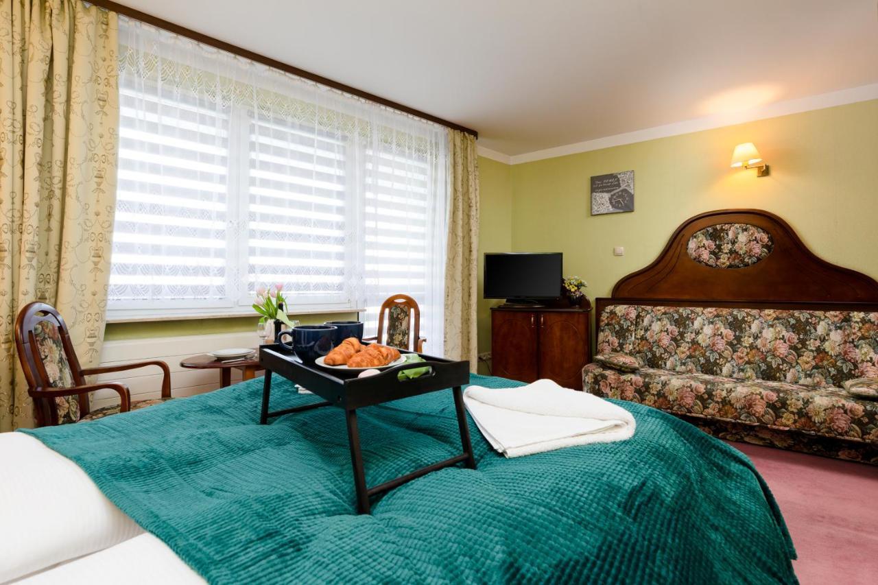 Awangardia Kasprowicza By Renters Apartment *