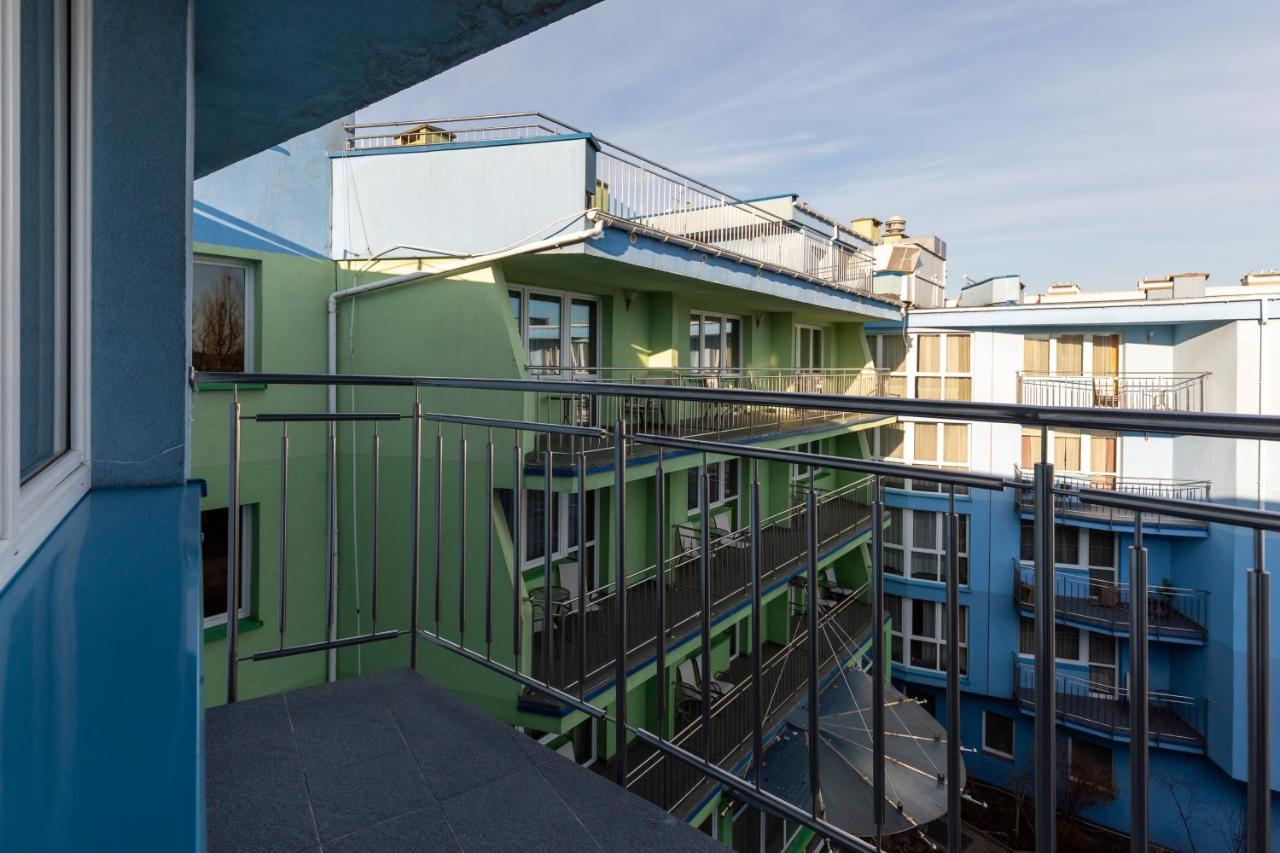 Awangardia Kasprowicza By Renters * Kolberg